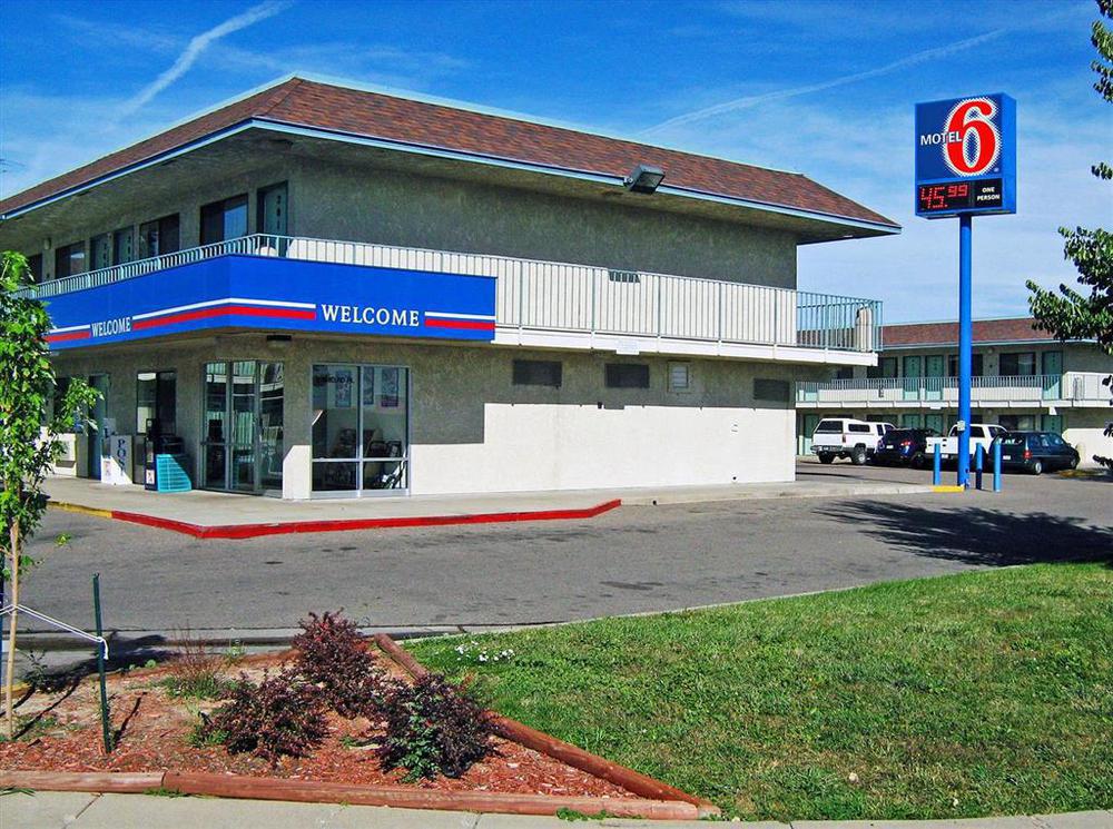 Park Inn By Radisson, Thornton Exterior foto